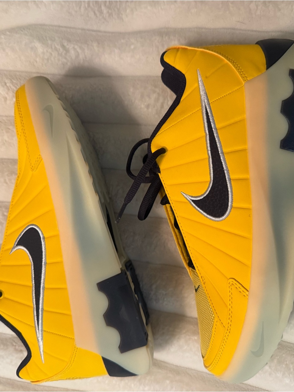 Nike LeBron Yellow and Black Low-Top Sneakers with Silver-Outlined Swoosh